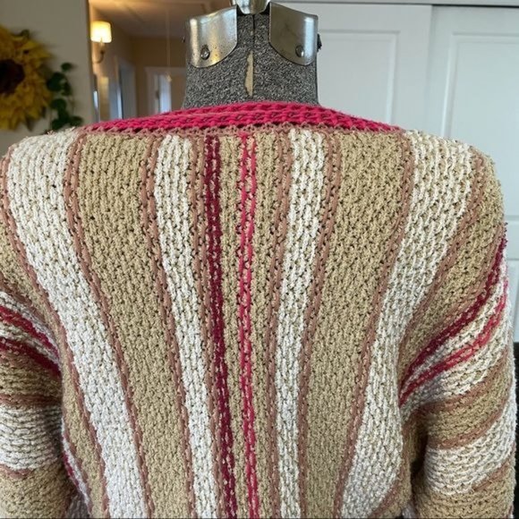 FREE PEOPLE KNIT CROP TOP STRIPED KNIT TAN WHITE AND PINK SWEATER NWT - Picture 10 of 11